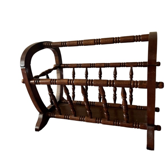 Vintage Wooden Spindle 1970s Retro Magazine Rack - Picture 1 of 5